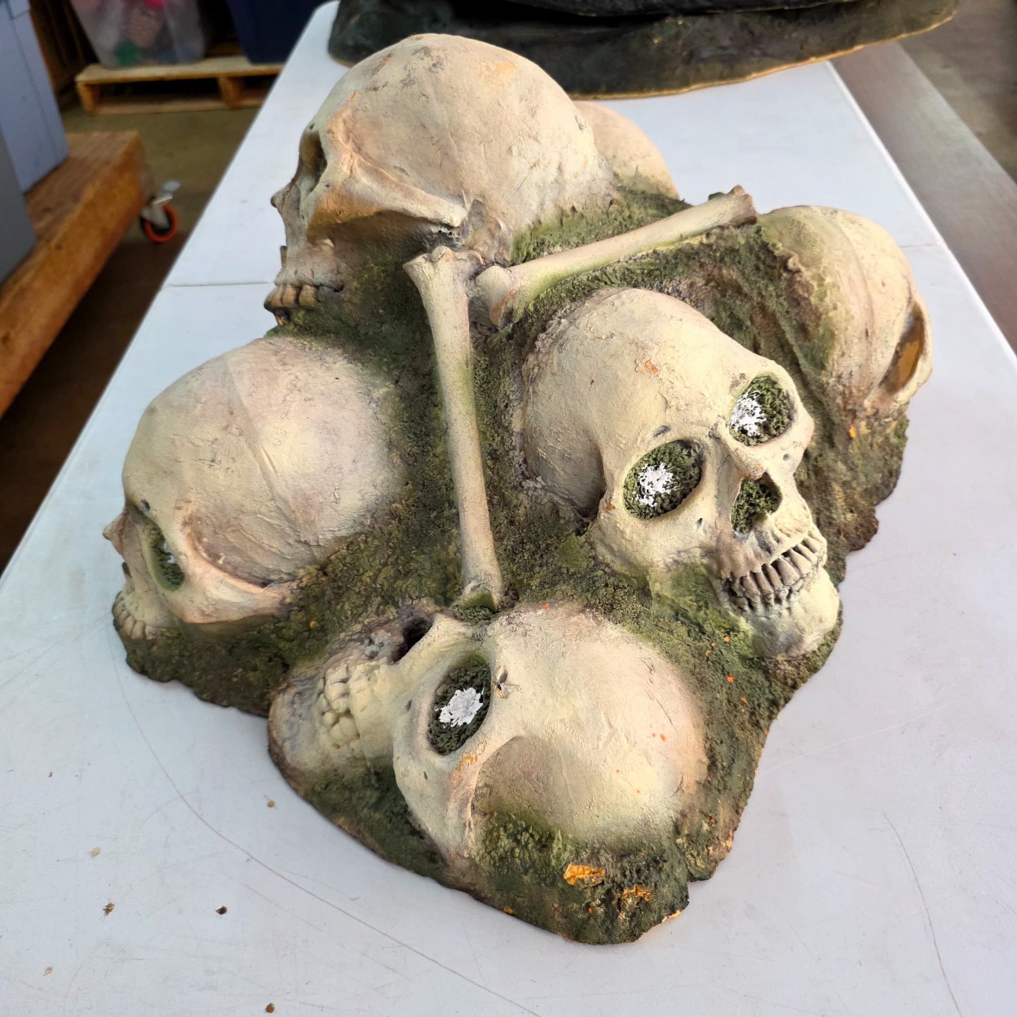 3D Halloween Prop Display, Skulls & Bones Graveyard Scene