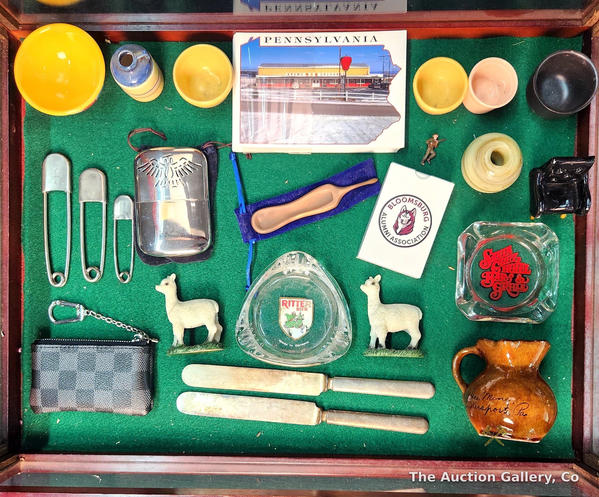 Mixed Lot of Vintage Smalls, Advertising & Novelty Items