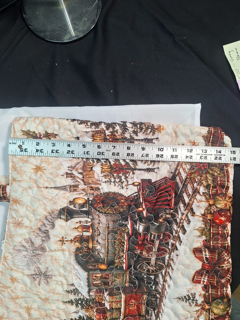Quilted Christmas Train Tote Bag, New Without Tags β photo 5