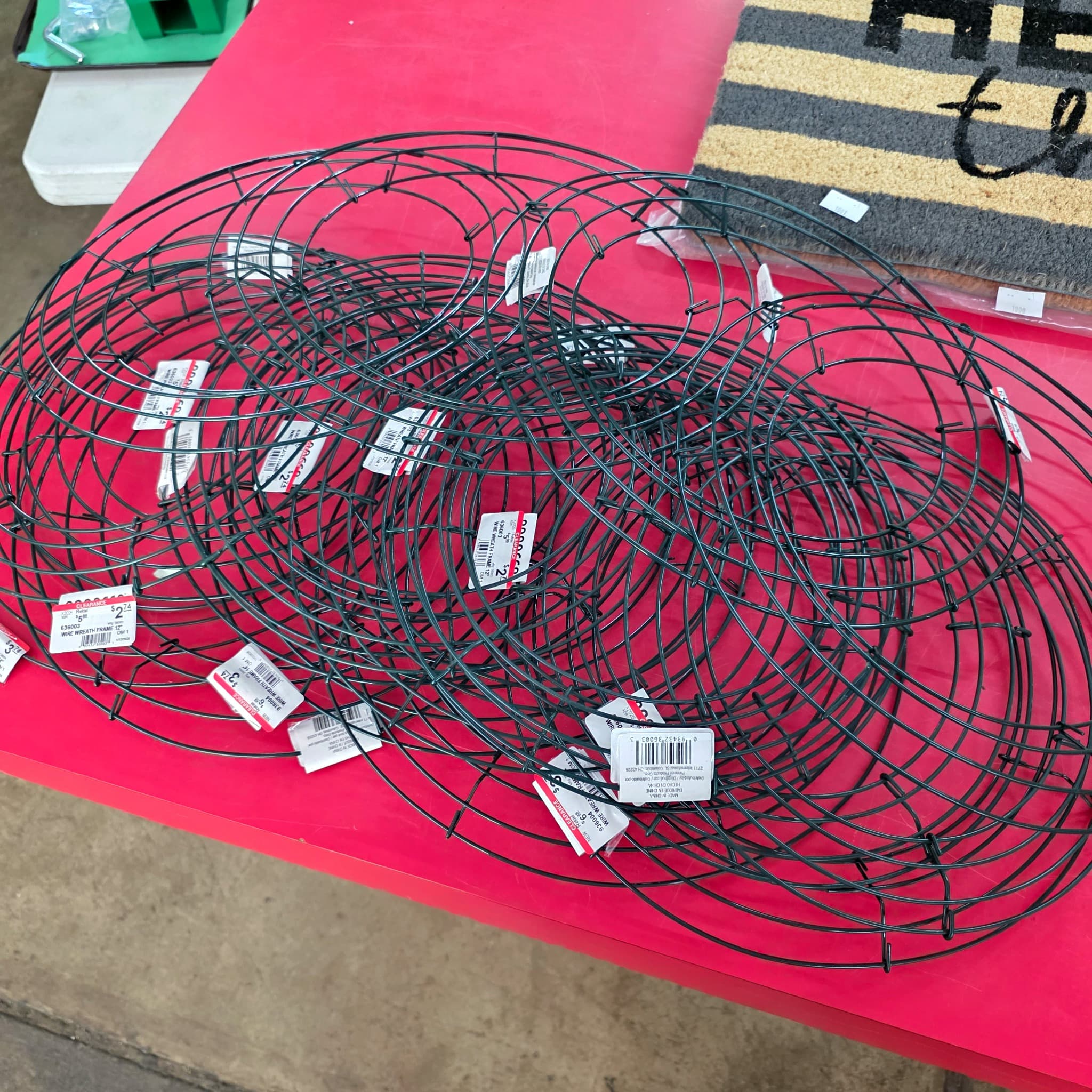 18 Metal Wire Wreath Frames, 12" & 14"