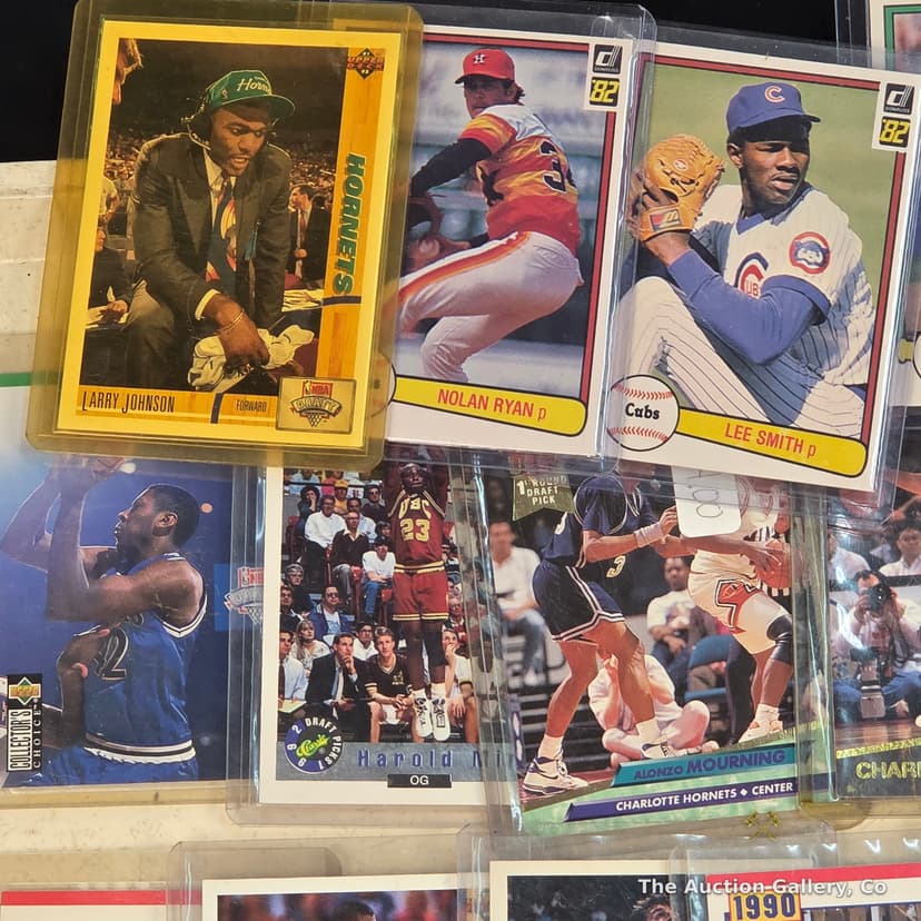 Mixed Vintage Sports & Collectible Cards, Large Lot โ photo 2