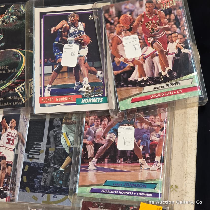 Mixed Vintage Sports & Collectible Cards, Large Lot โ photo 4