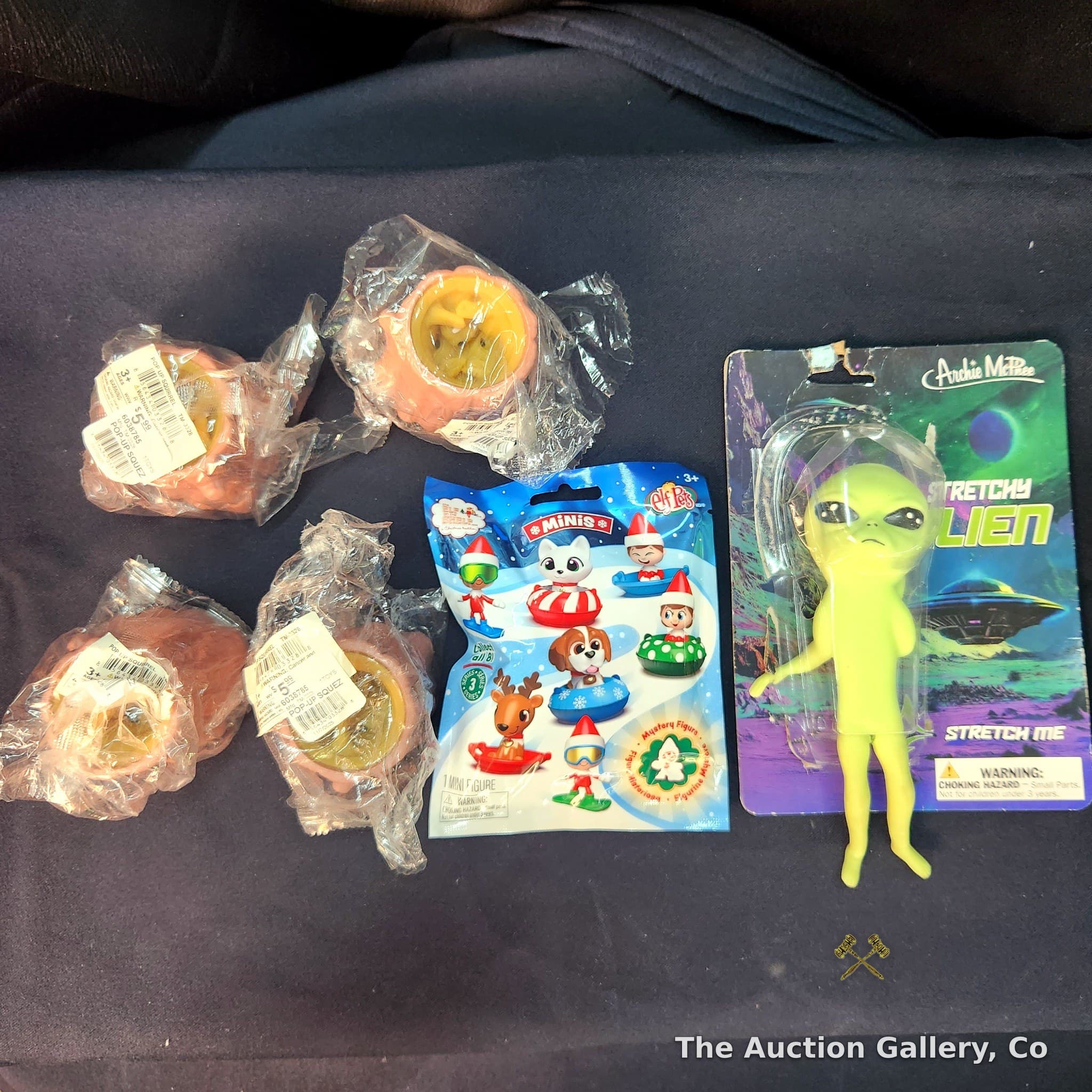 Mixed Novelty Toy Lot, 6 Pieces โ Squishies, Stretchy Alien, Elf Pets Mini