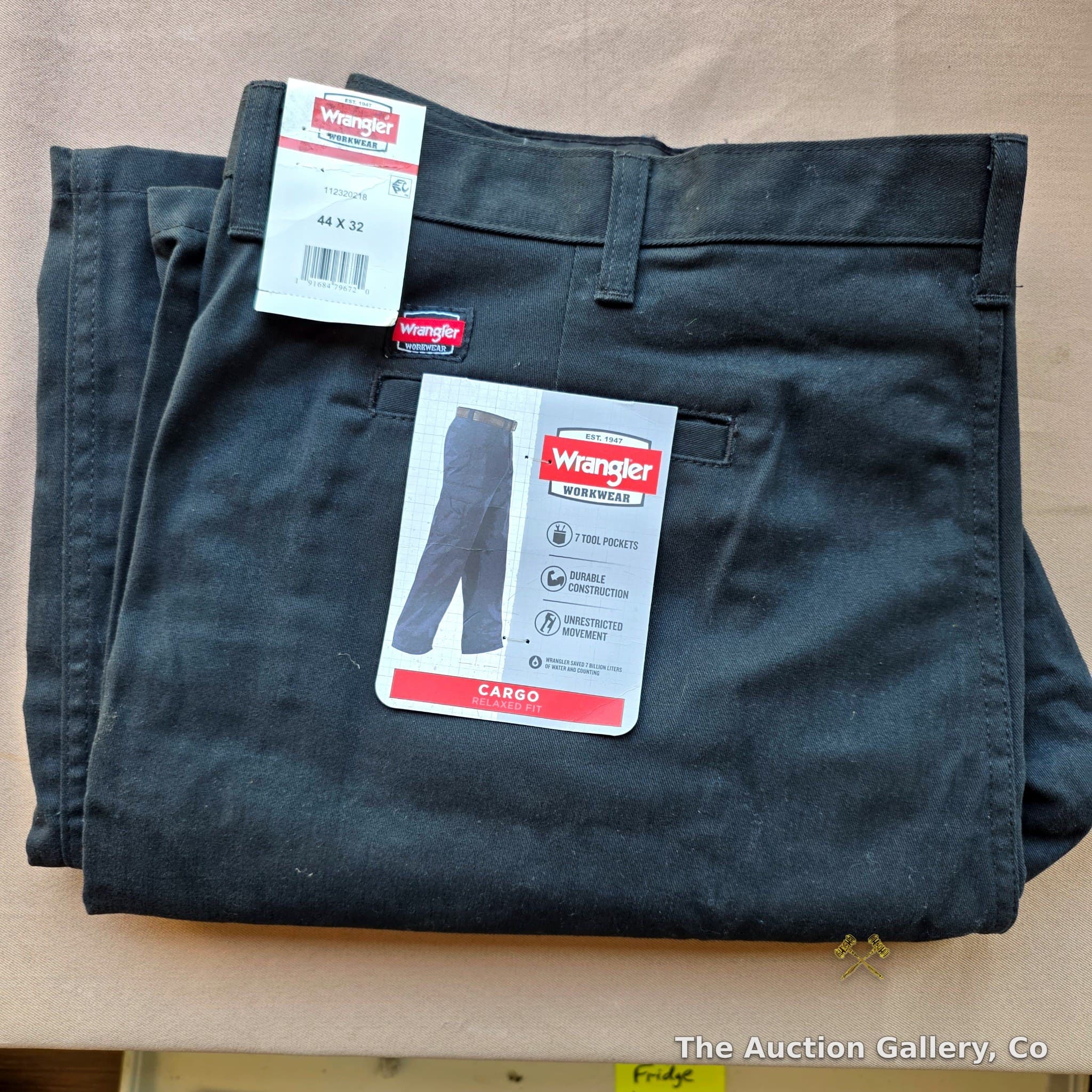 Wrangler Workwear Men's Cargo Pants, Size 44x32, Black