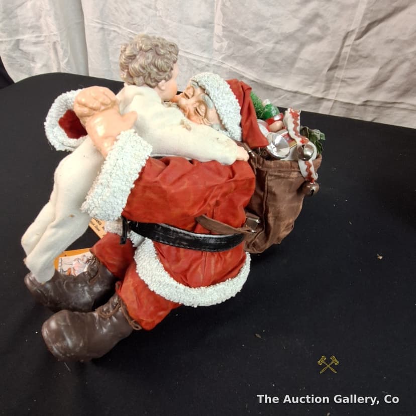 Clothtique Santa & Child Sculpture, Saturday Evening Post, with Box β photo 3