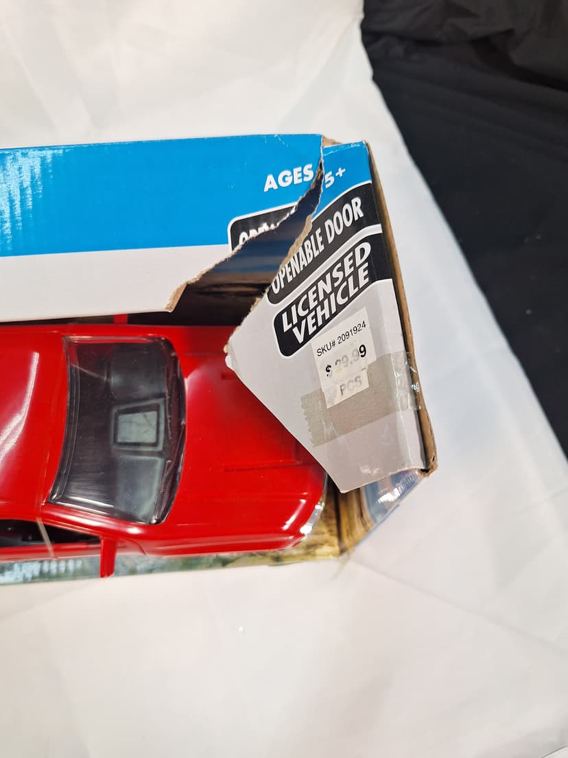 New Ray Xtreme Adventure Chevrolet Silverado 3500HD with Boat & Trailer, NIB β photo 7