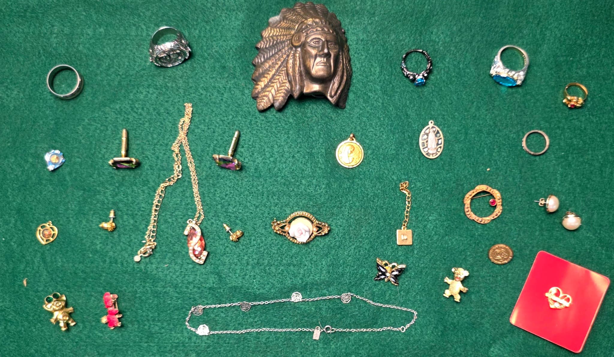 Mixed Costume Jewelry Lot โ Rings, Brooches, Earrings, Charms