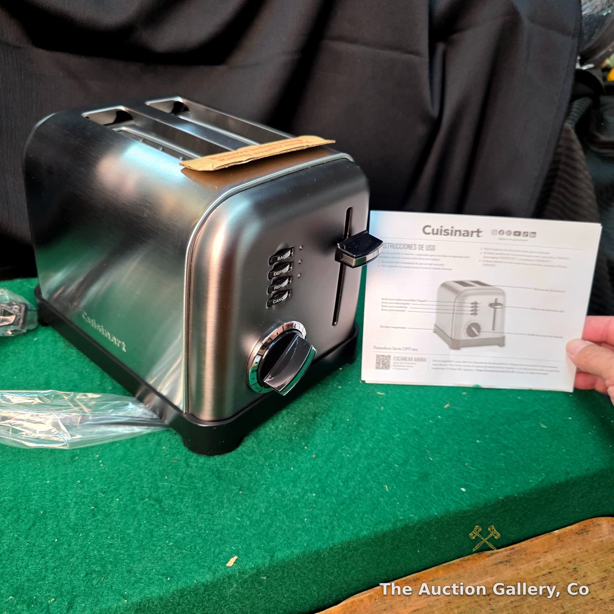Cuisinart CPT-160 2-Slice Stainless Toaster, Brand New