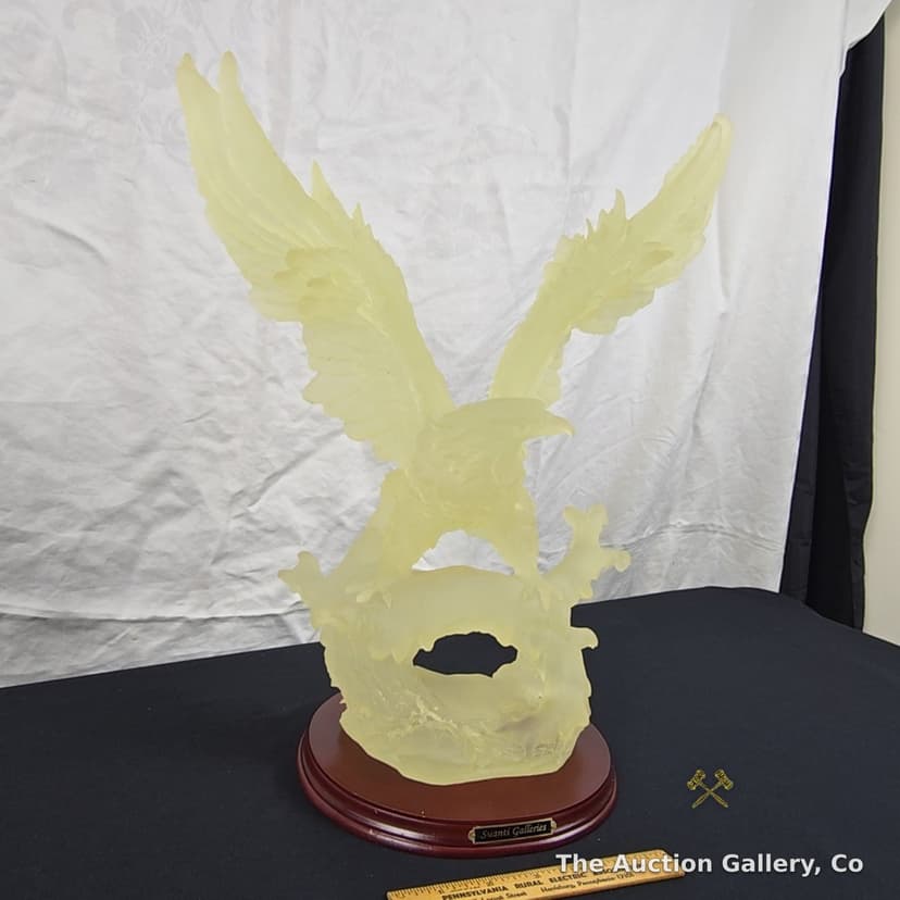 Suanti Galleries Large Translucent Resin Bald Eagle Sculpture โ photo 2