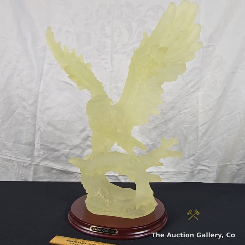 Suanti Galleries Large Translucent Resin Bald Eagle Sculpture โ photo 3