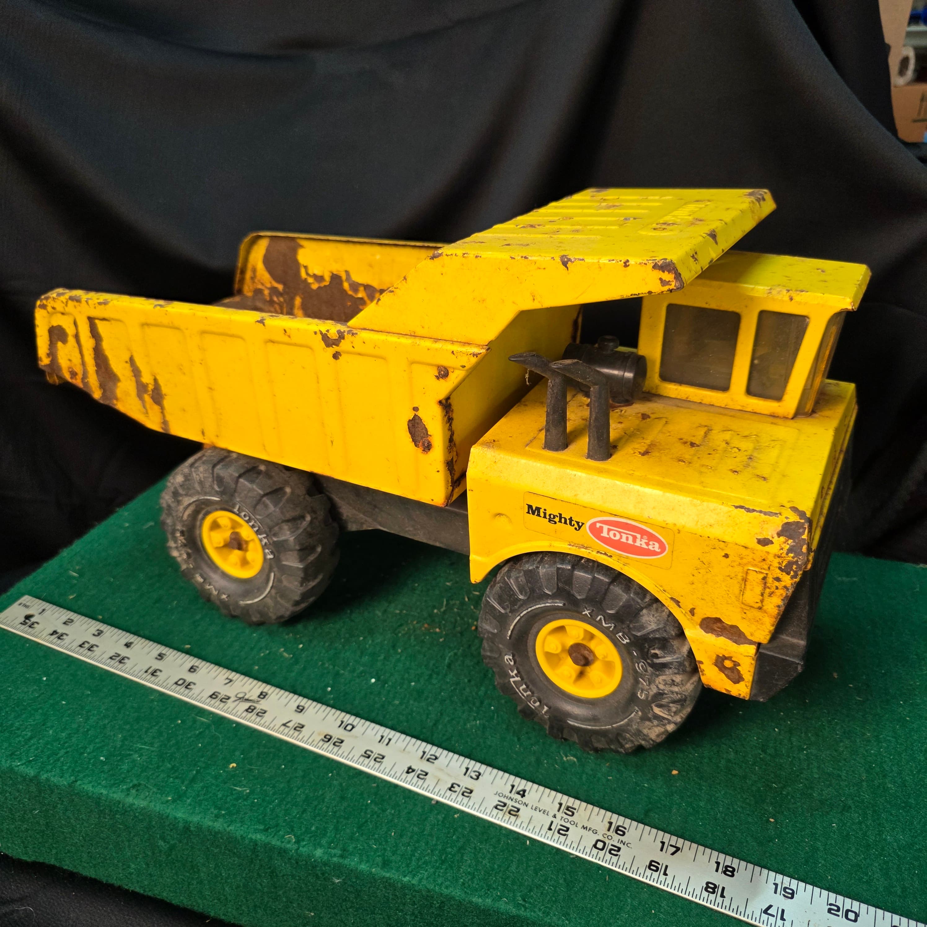 Vintage Mighty Tonka Dump Truck, Pressed Steel
