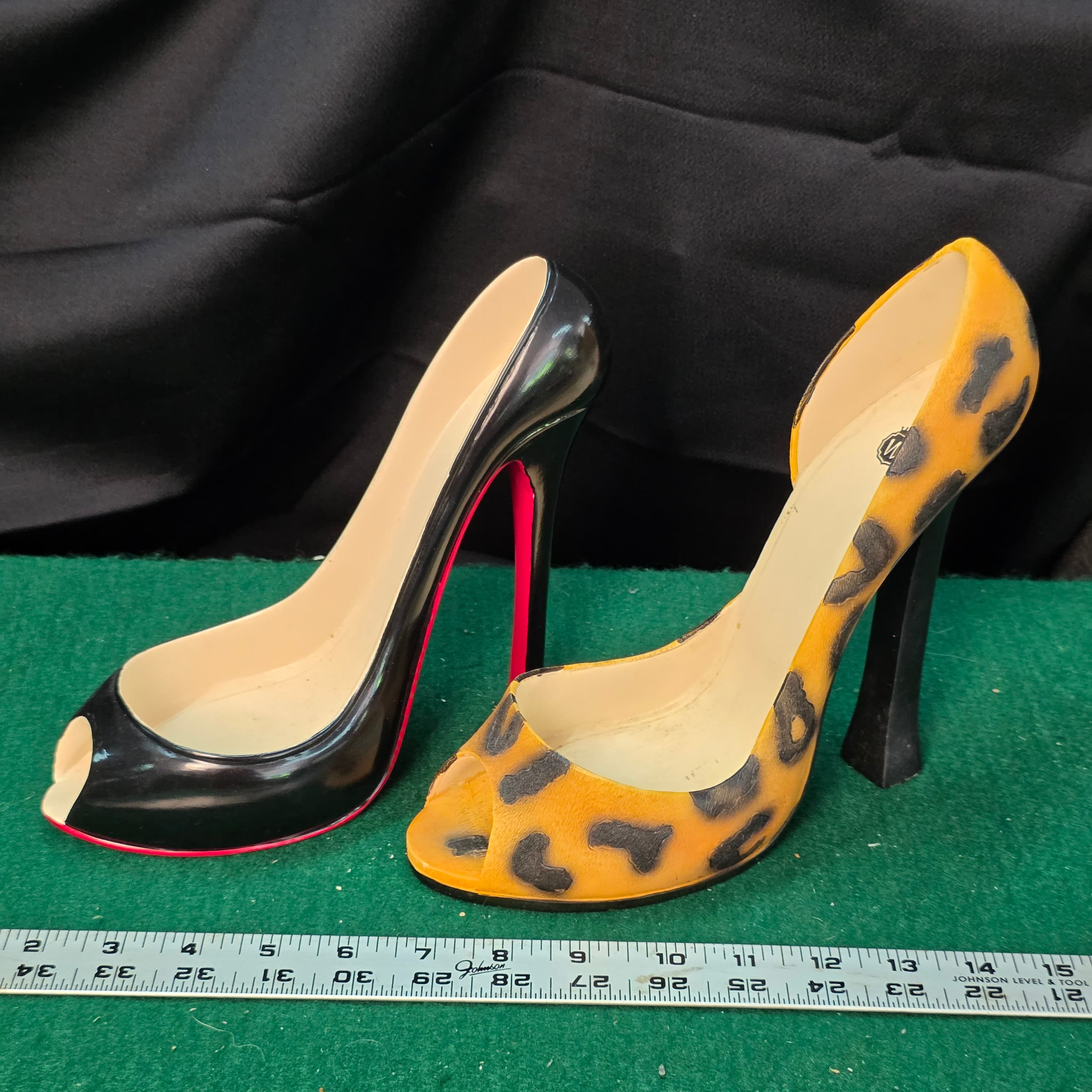 Wild Eye Designs High Heel Shoe Figurines, Set of 2