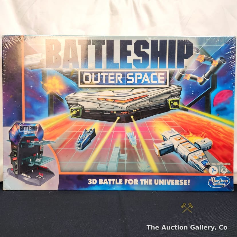 Hasbro Battleship Outer Space 3D Board Game, Sealed