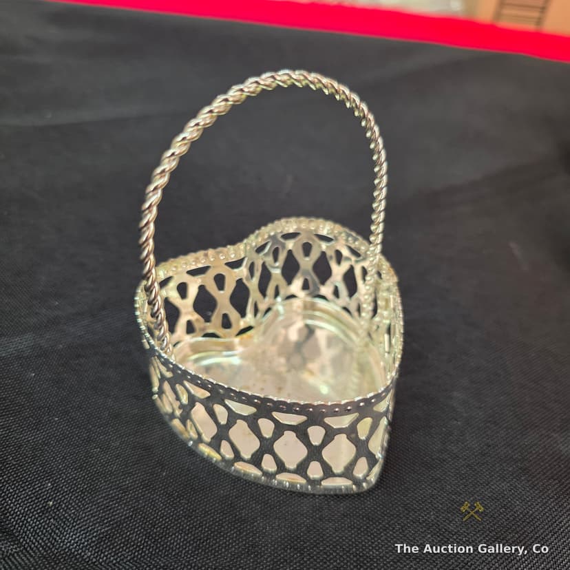 Set of 12 Silver-Tone Heart Basket Favors, New β photo 3
